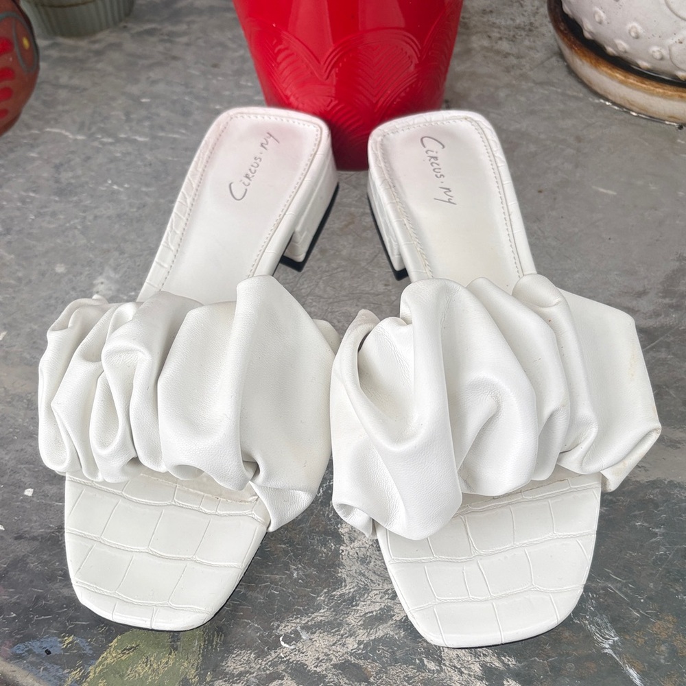 Circus by Sam Edelman White Ruched Croc-Embossed Slide Mules